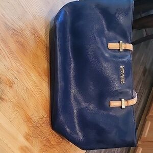 Kenneth Cole Reaction Blue Cosmetic Bag